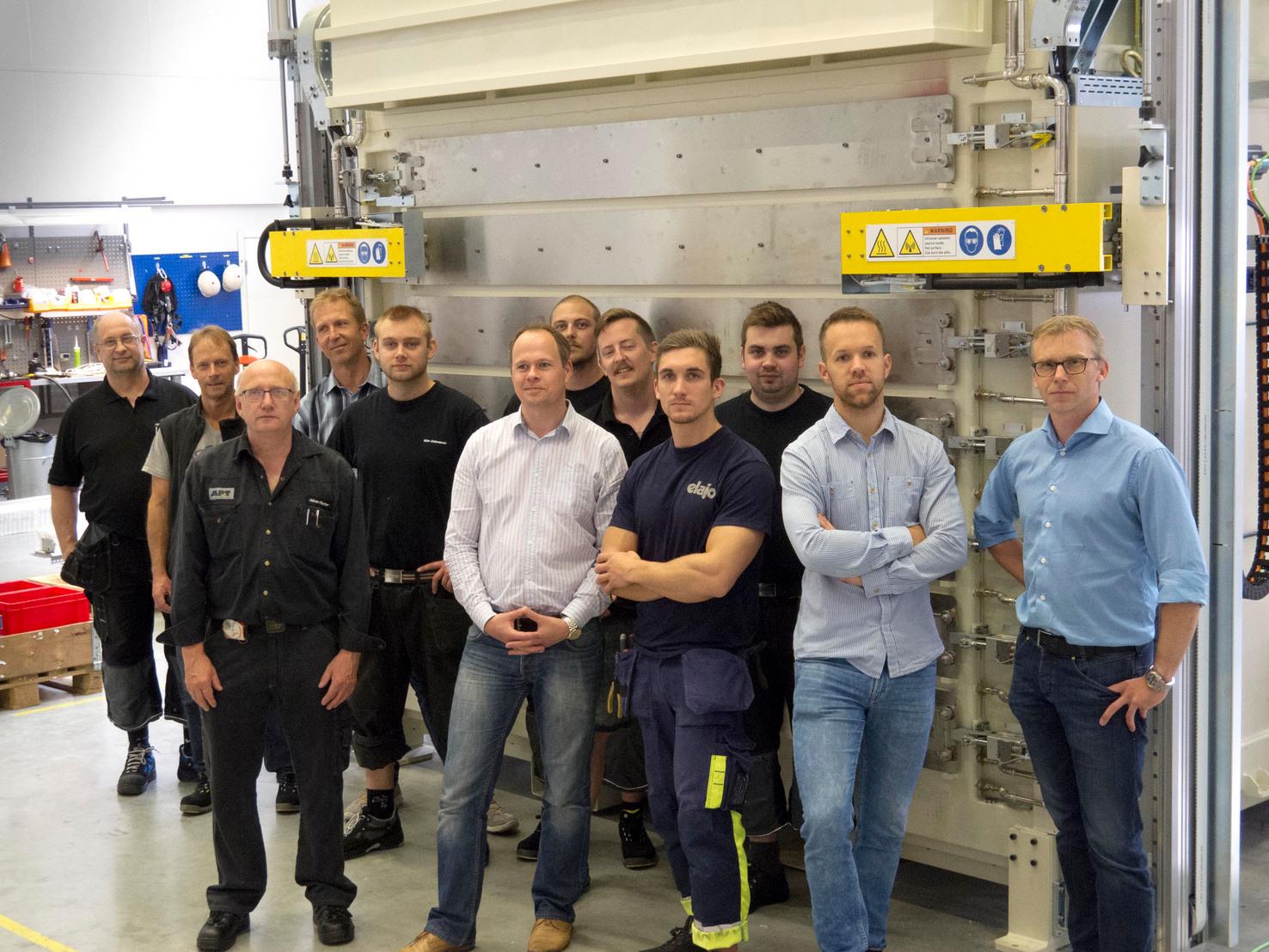 瑞典Ulricehamn的研发团队在齐聚一起，全球发布新一代多层箱式加热炉。