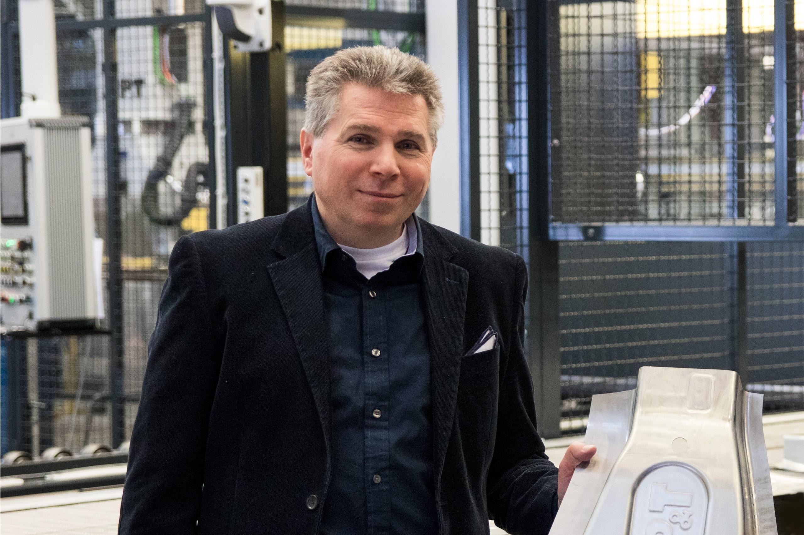 “Lightweight solutions with high-strength aluminum can help increase the range of electric cars,” says AP&T Director Business Development and Marketing Per Josefsson.